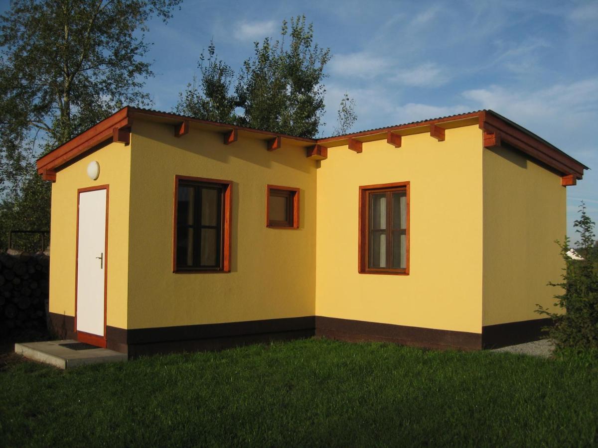 Apartmany Vcelka Hranice u Novych Hradu Екстер'єр фото