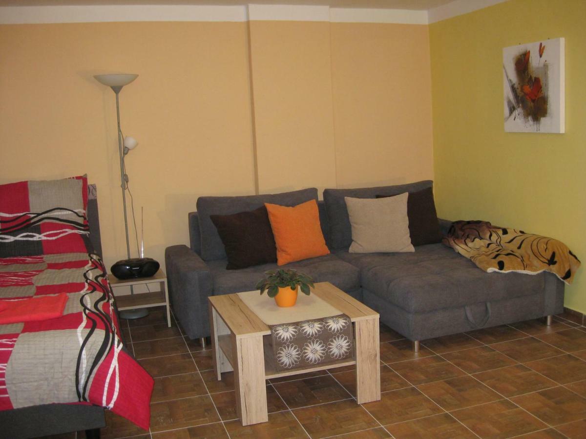 Apartmany Vcelka Hranice u Novych Hradu Екстер'єр фото
